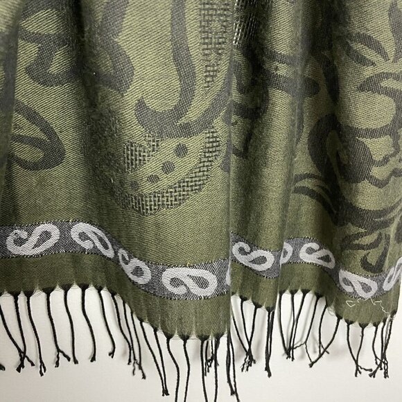 Paisley Blue Green Scarf With Fringe Rectangle Sequins 68”x 27” - Picture 6 of 6